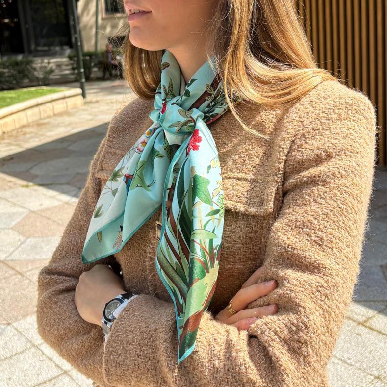 Pañuelo de semi seda de mujer verde mar 2 Julunggul