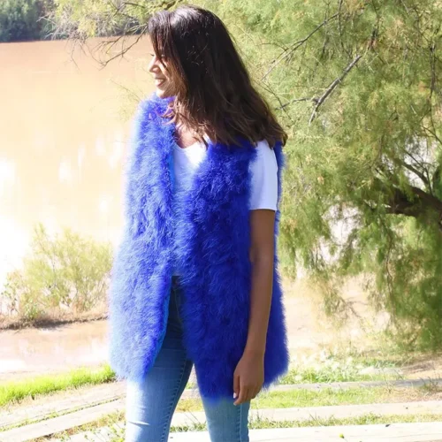 chaleco de plumas azul klein