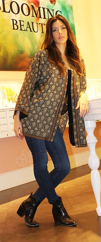 kimono-semi-seda-medallón-negro-beige-5