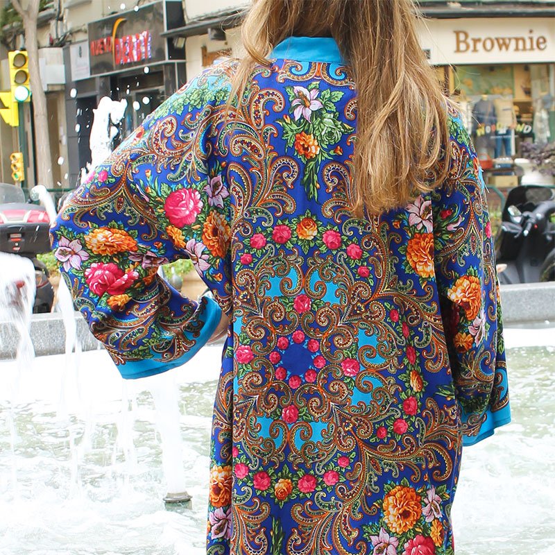 kimono mujer azul turquesa flores fucsia julunggul 4