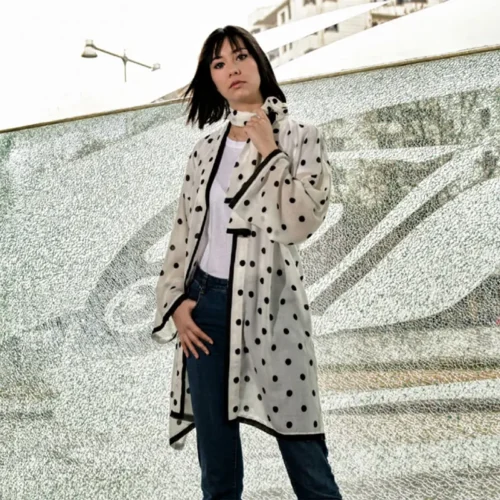 kimono de lunares blanco y negro 1