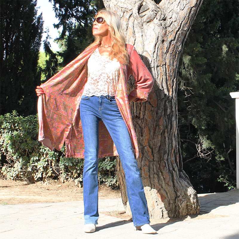 kimono de terciopelo rosa y seda de julunggul