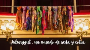 Julunggul , un mundo de seda y color