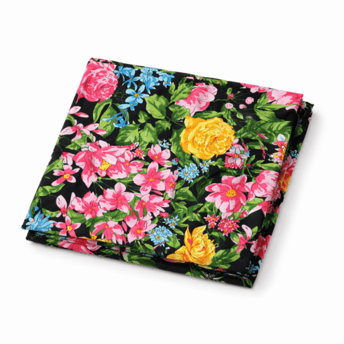 Pañuelo de semiseda grande negro con flores 130x130 cm Julunggul