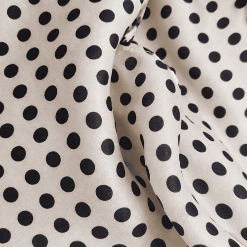 Fular de seda natural de mujer blanco con lunares negros Julunggul