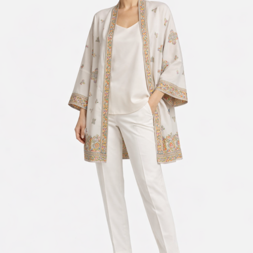 Kimono de seda de boda corto crudo con cenefas orientales Julunggul